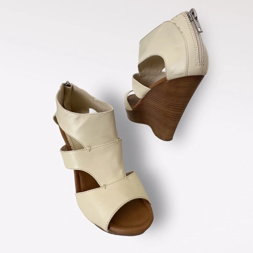 Cute Platform Wedge Sandals Zip Up Peep Toe Cream Size 7.5